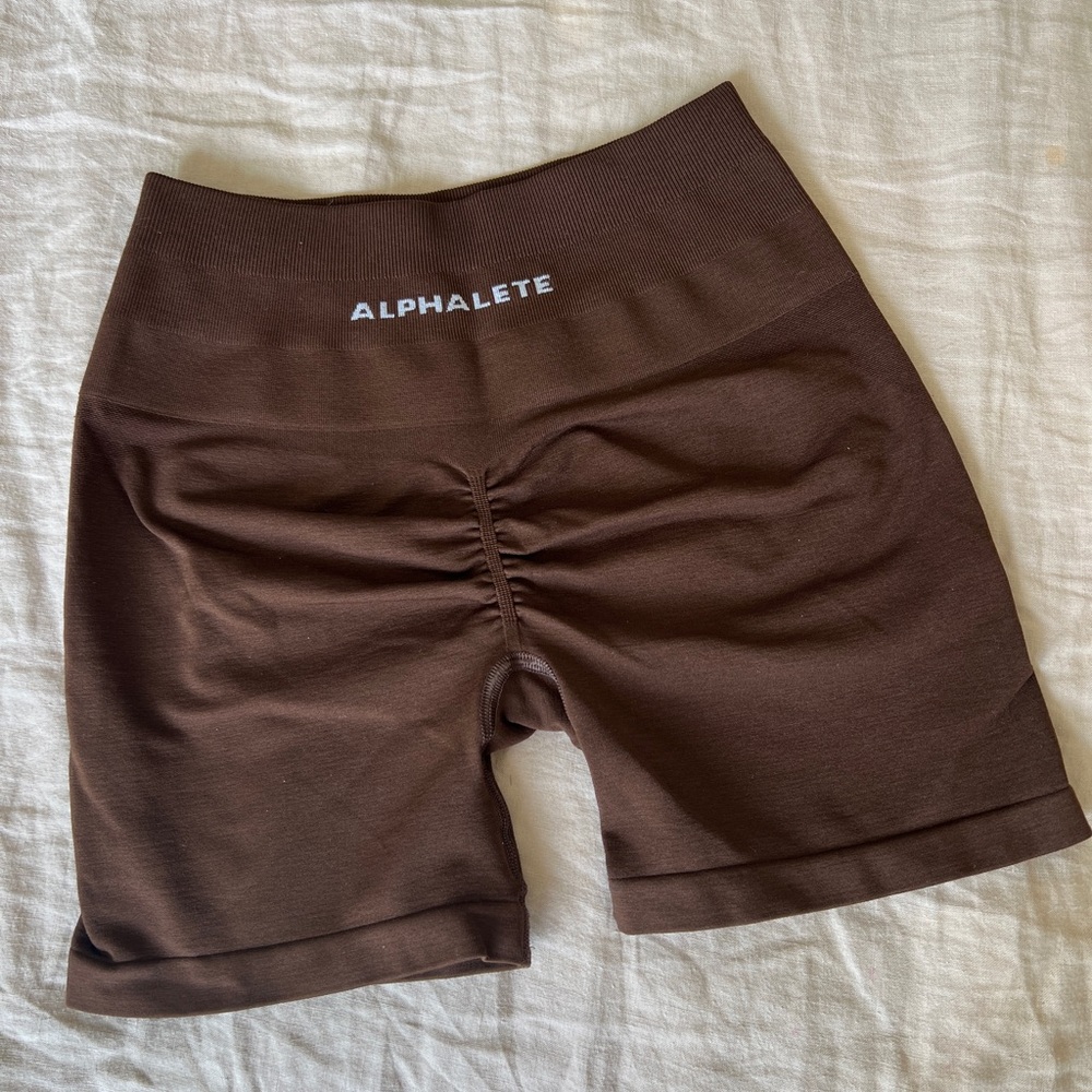 Alphalete Women's Chocolate Bike Shorts